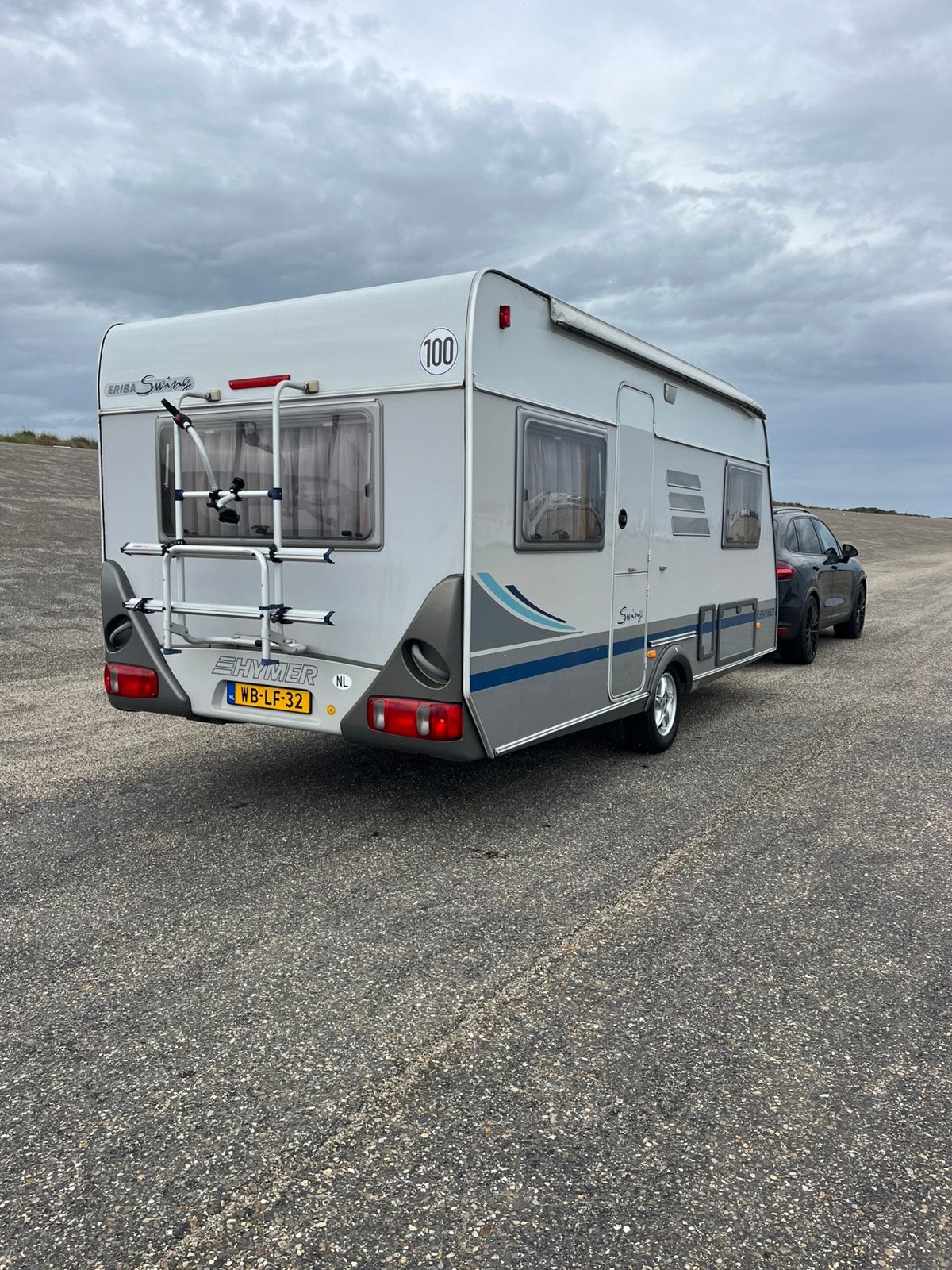 Hymer Eriba Swing 491 met airco en luifel!, Caravans en Kamperen, Schokbreker, Rondzit, Dwarsbed, Particulier