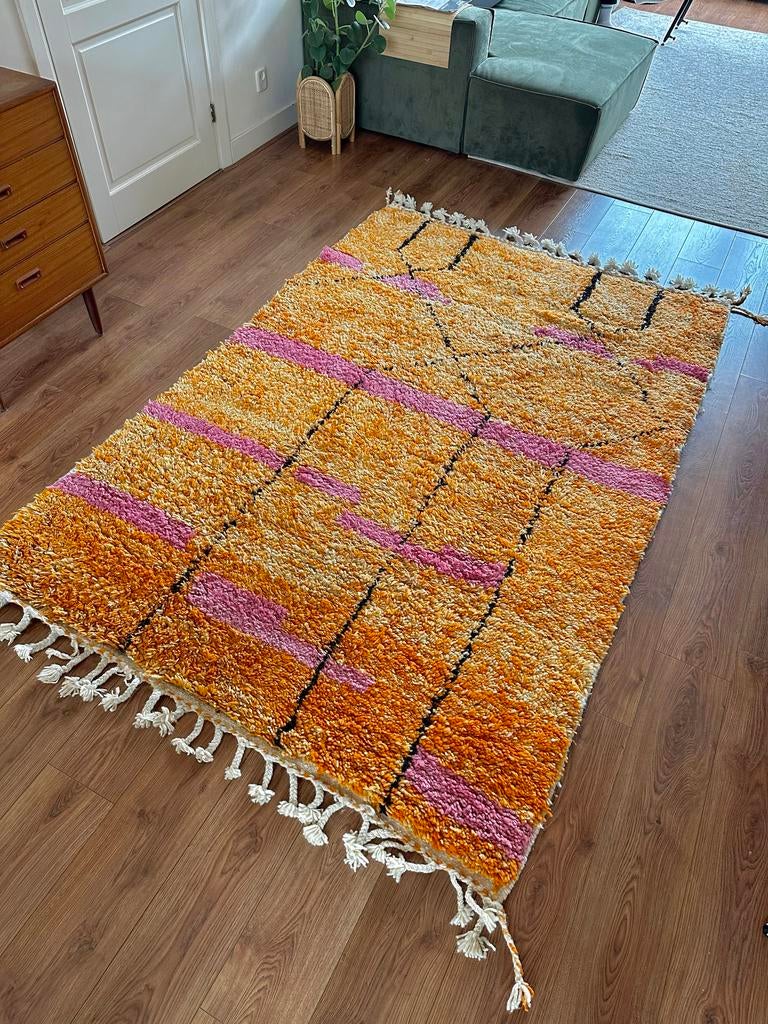 Marokkaans Beni Ourain tapijt - 245 x 157 cm, Huis en Inrichting, 150 tot 200 cm, 200 cm of meer, Ophalen of Verzenden, Zo goed als nieuw