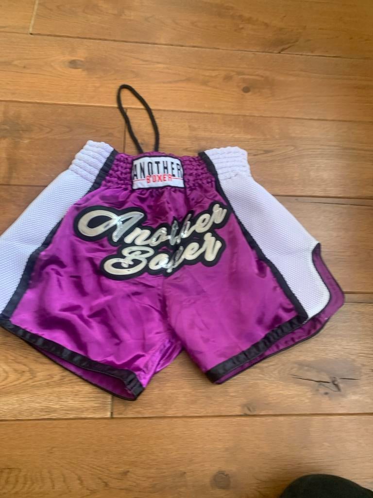 Another Boxer Boksbroek - Maat L - Paars, Sport en Fitness, Boksen, Ophalen of Verzenden, Gebruikt, Bokskleding