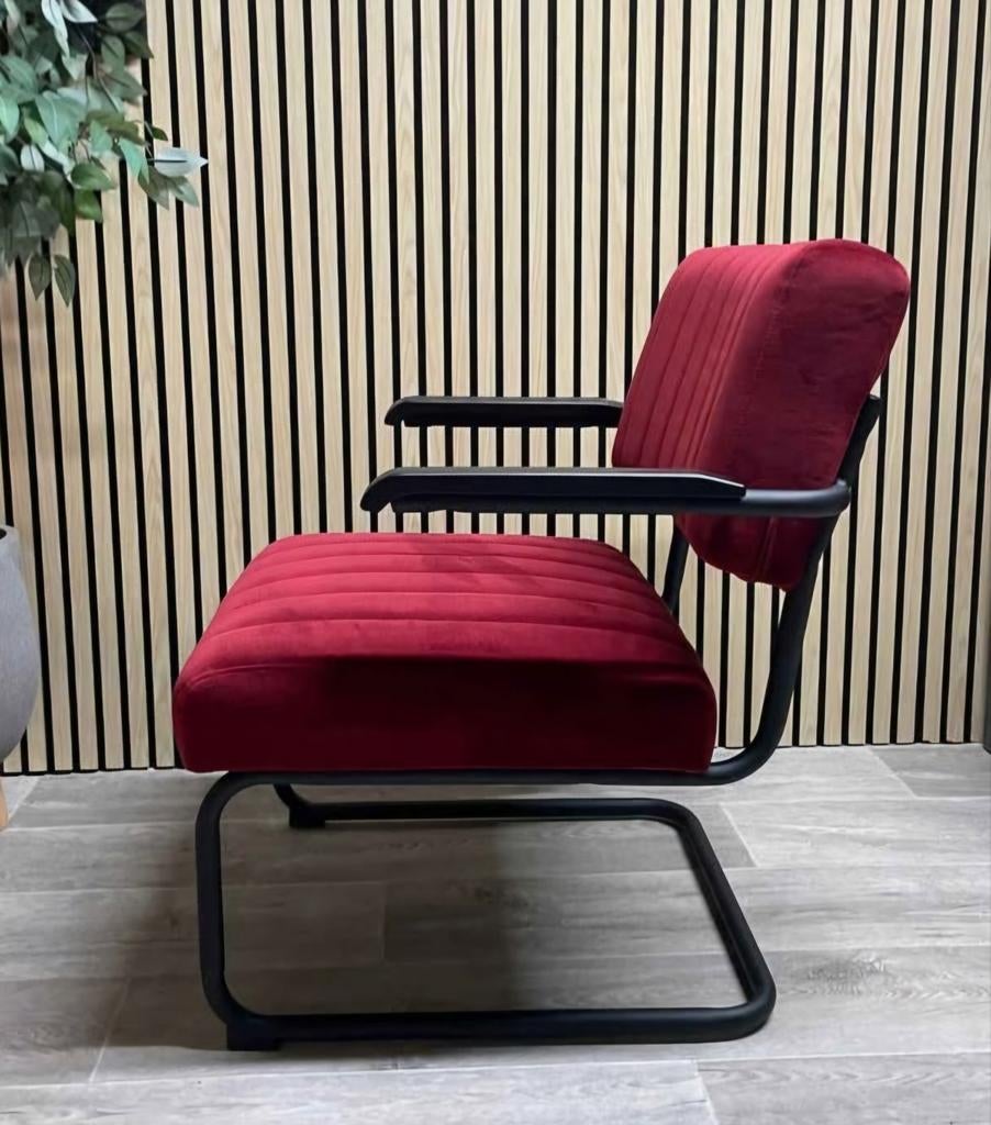 Velvet Fauteuil - By Boo - Donkerrood - Nu € 50,-, LaVe Outlet, Minder dan 75 cm, Nieuw, Ophalen of Verzenden