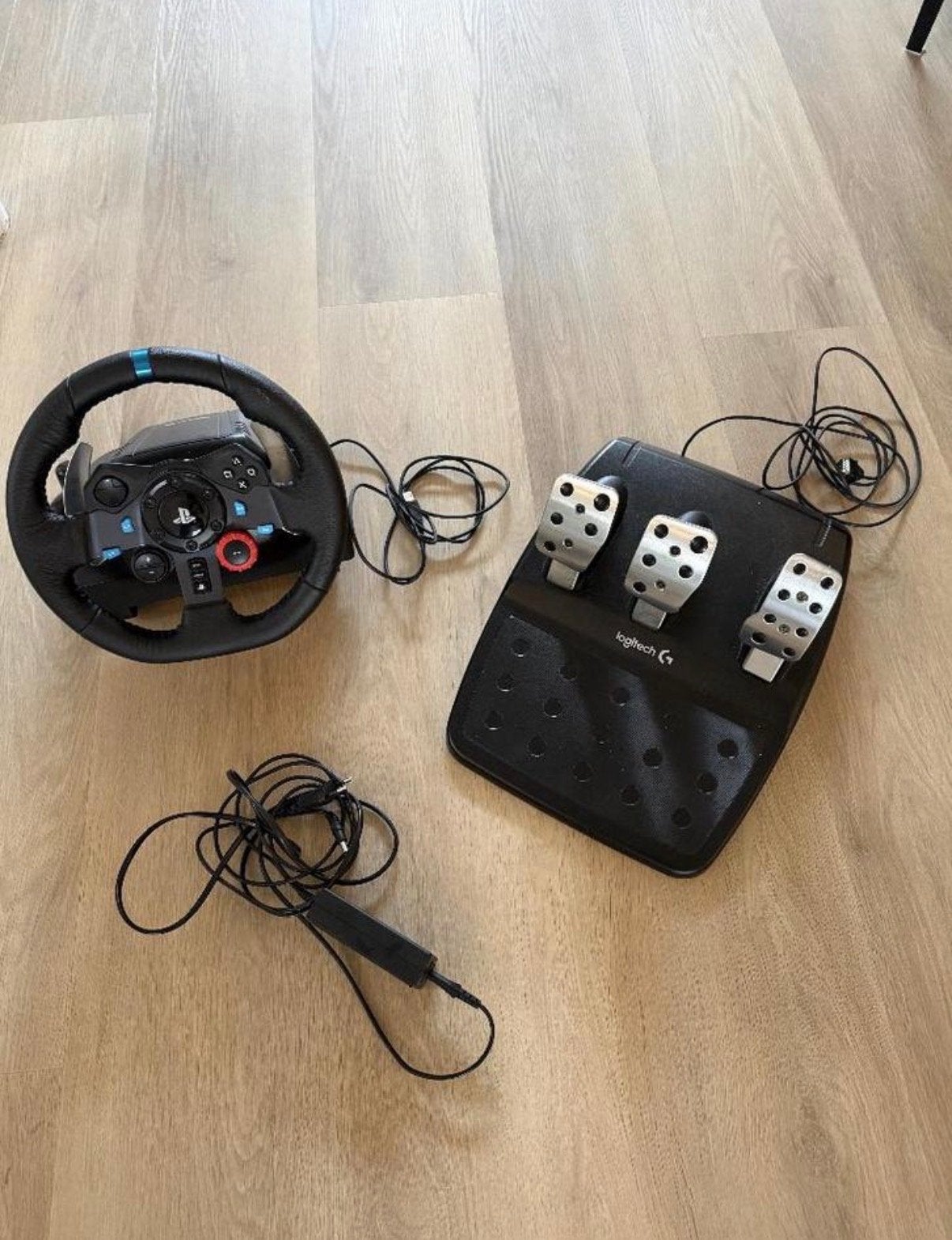 Logitech G29 Driving Force Racing Wheel voor PlayStation &PC, Ophalen, Zo goed als nieuw, Stuur of Pedalen, PlayStation 4