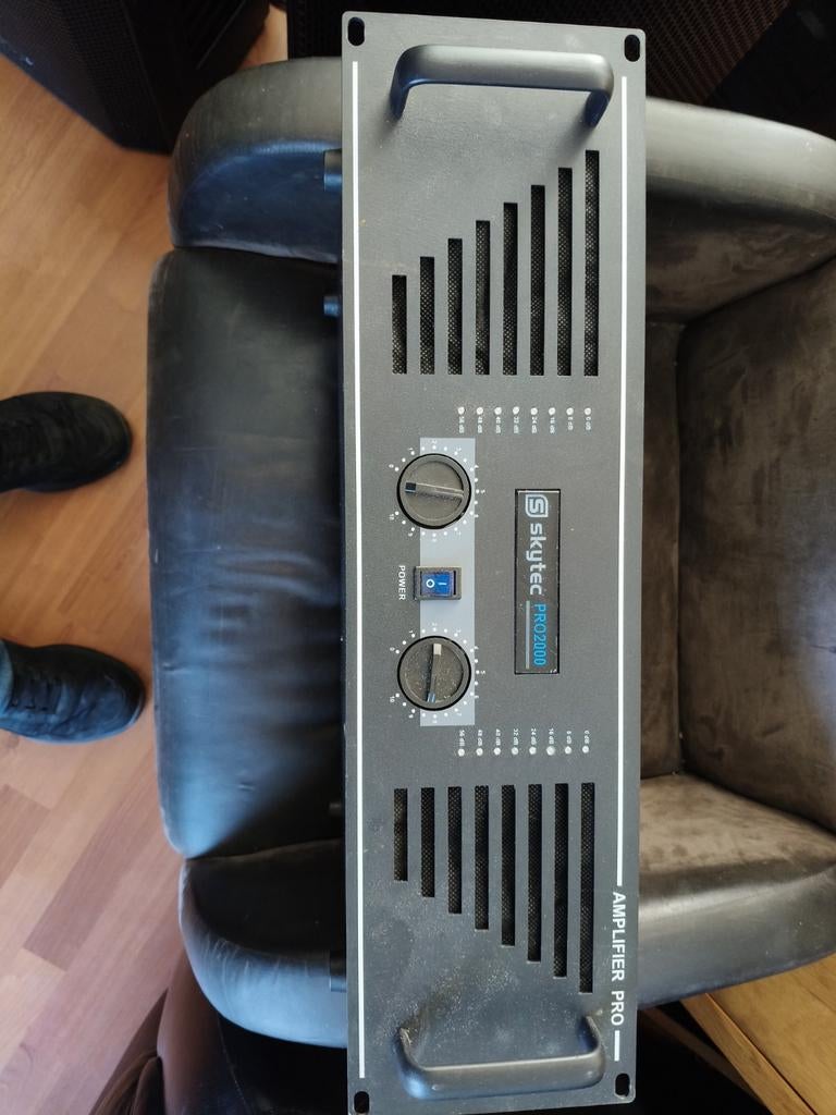 Skytec PRO2000 Professionele PA Versterker, Audio, Tv en Foto, Versterkers en Receivers, Overige merken, Ophalen of Verzenden