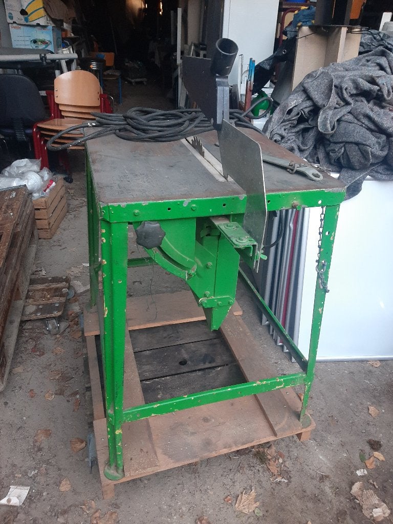 Afkortzaag op statief / tafel, Doe-het-zelf en Verbouw, Gereedschap | Zaagmachines, Ophalen, Gebruikt, Afkortzaag, 30 tot 70 mm