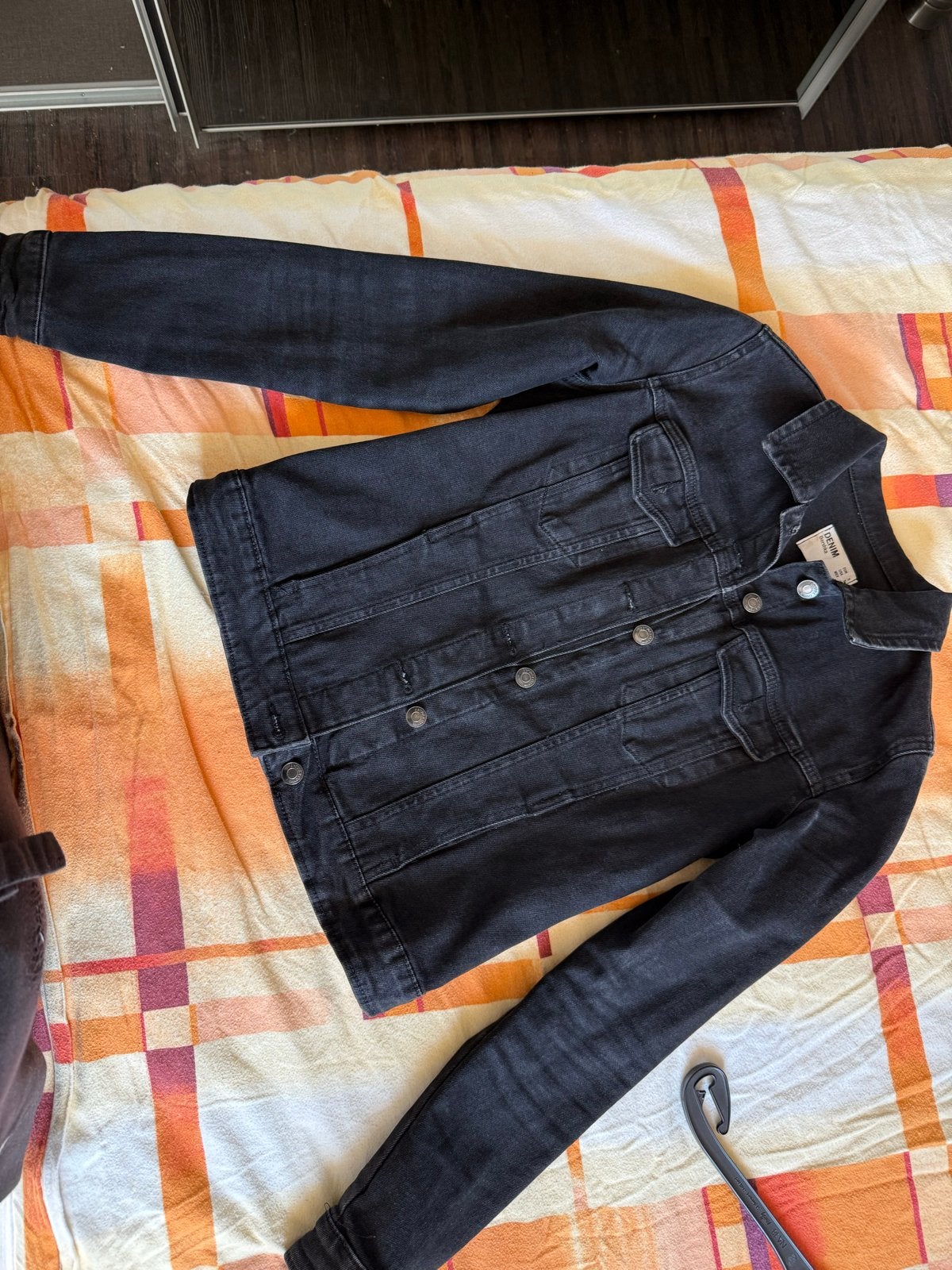 Zwart spijkerjack Bershka - Maat S, Ophalen of Verzenden, Gedragen, Maat 36 (S), Zwart