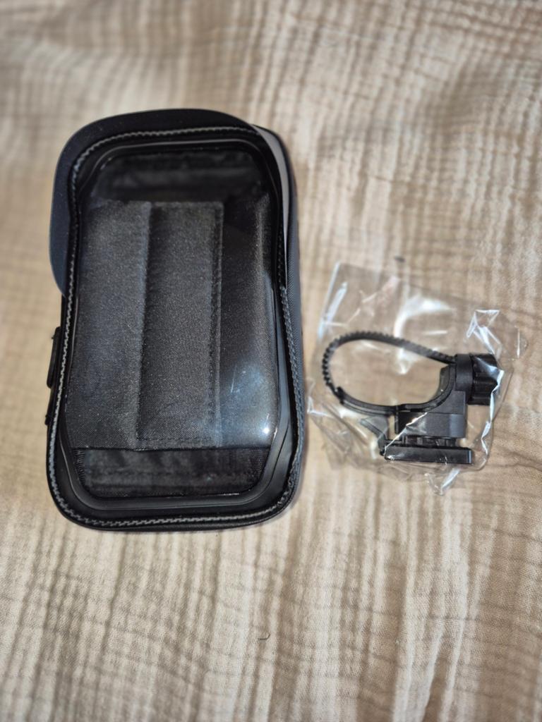Fiets telefoonhouder waterdicht met bevestiging, Ophalen of Verzenden, Zo goed als nieuw, Onbekend