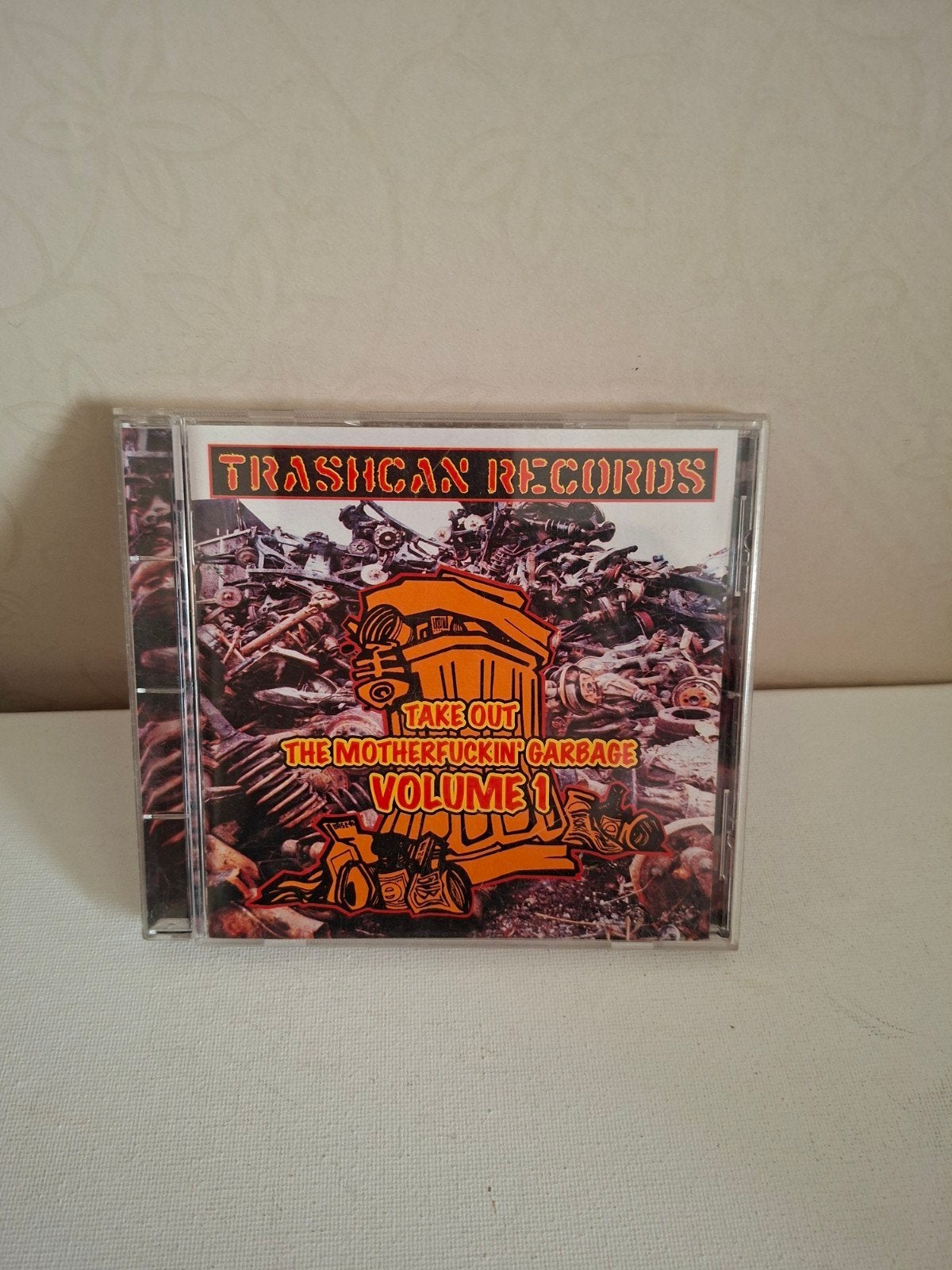 Trashcan Records - Take Out The Motherfuckin' Garbage Vol. 1, Ophalen of Verzenden, Gebruikt, Verzamelalbum