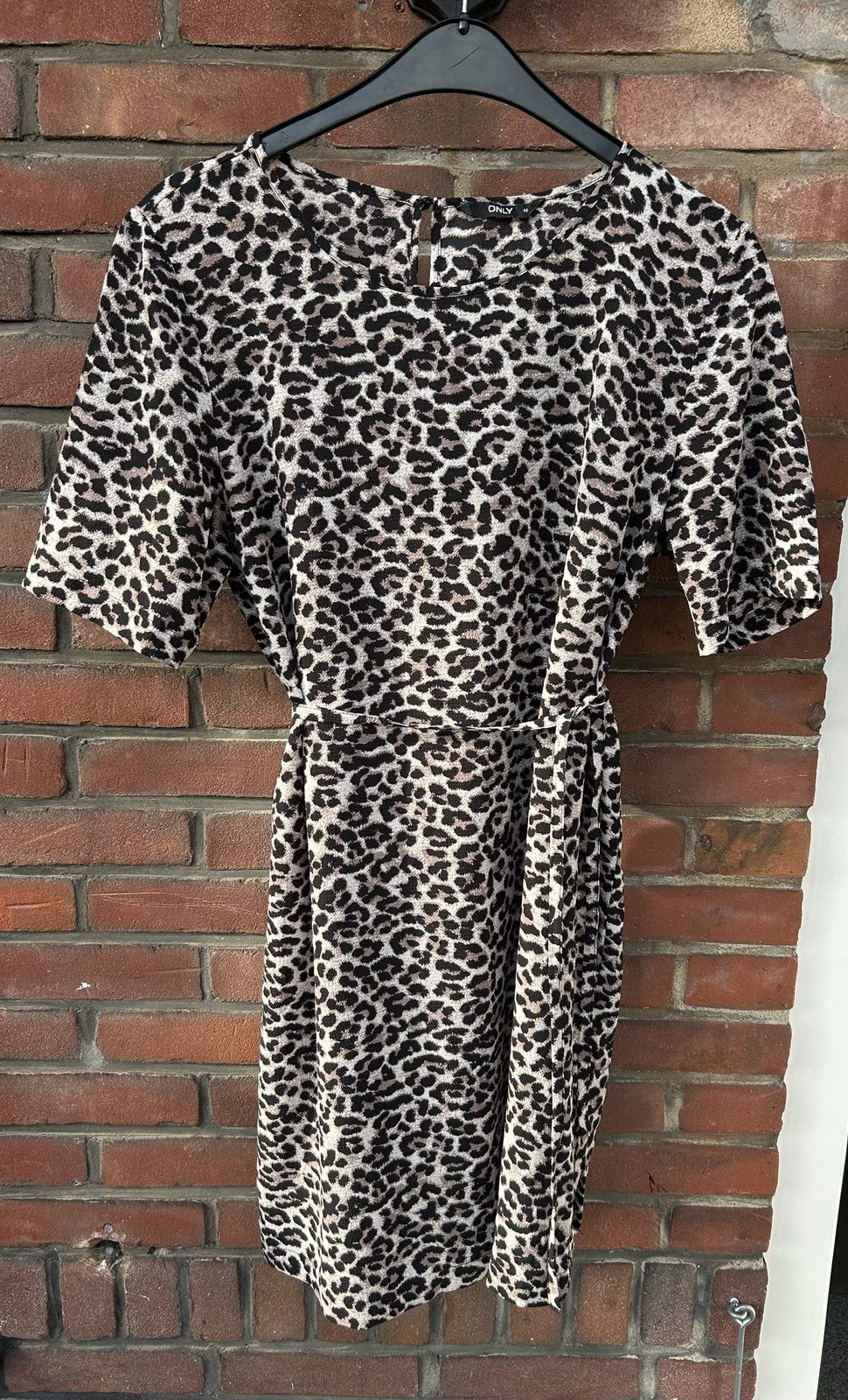 Jurk panterprint ONLY maat 40, Maat 38/40 (M), Beige, Ophalen of Verzenden, Zo goed als nieuw