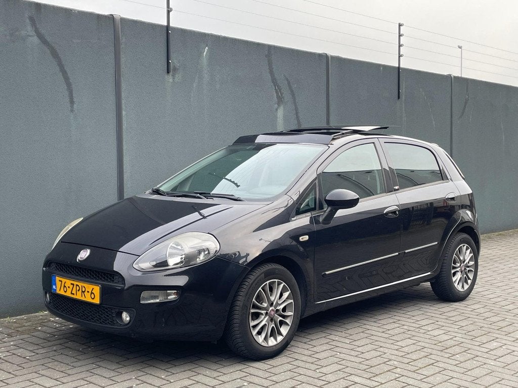 Fiat Punto Evo 0.9 TwinAir PANORAMADAK-PDC-6BAK-RIJDT GOED!, Voorwielaandrijving, Euro 5, Gebruikt, Zwart