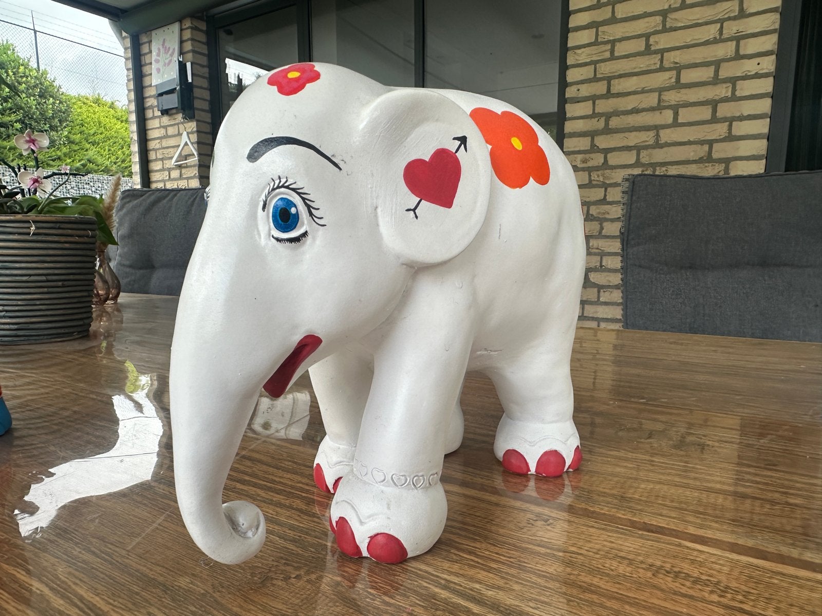 Elephant Parade 'Love' - Jan des Bouvrie, Verzamelen, Beelden en Beeldjes, Ophalen of Verzenden, Zo goed als nieuw, Dier