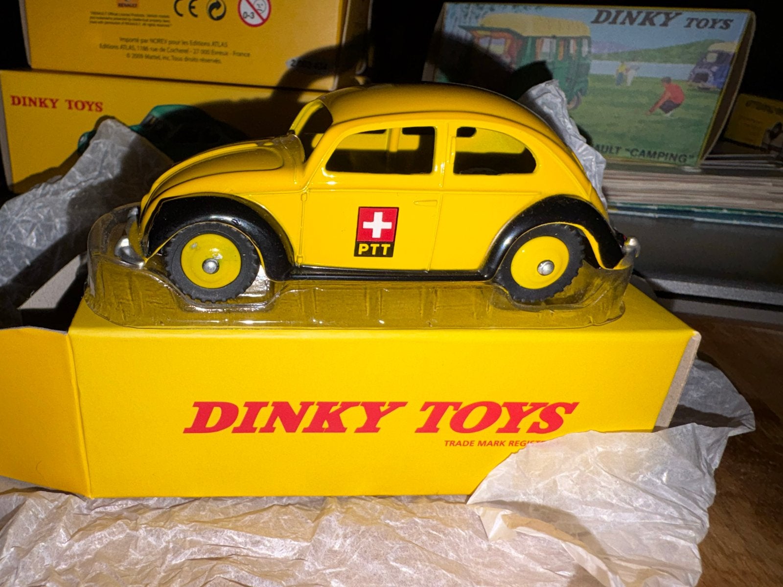 Dinky Toys Volkswagen Kever PTT Zwitserland - Nieuw in doos, Hobby en Vrije tijd, Ophalen of Verzenden, Nieuw, Auto, Dinky Toys