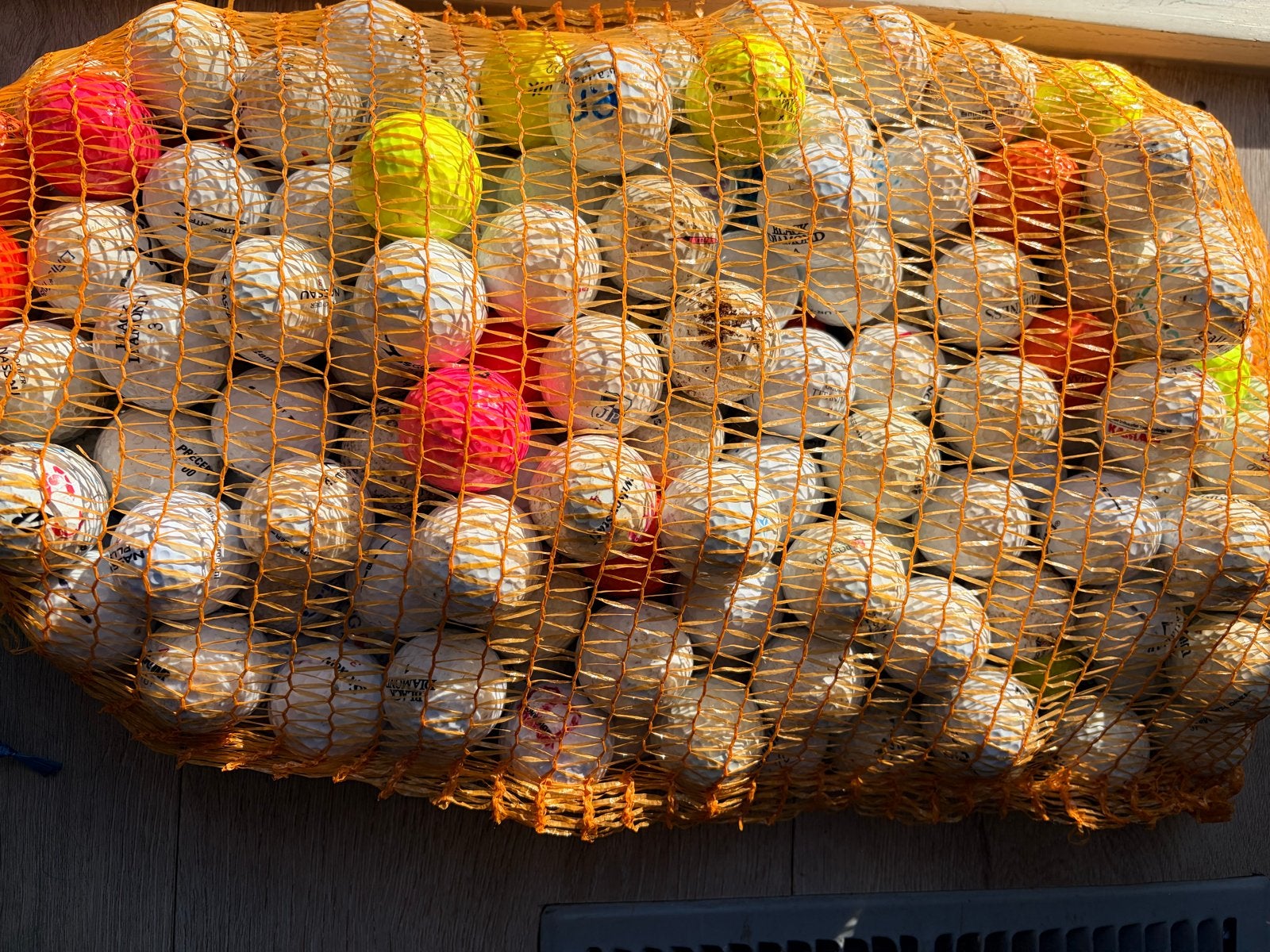 Grote zak met 150 gebruikte golfballen, Ophalen of Verzenden, Gebruikt, Bal(len), Overige merken