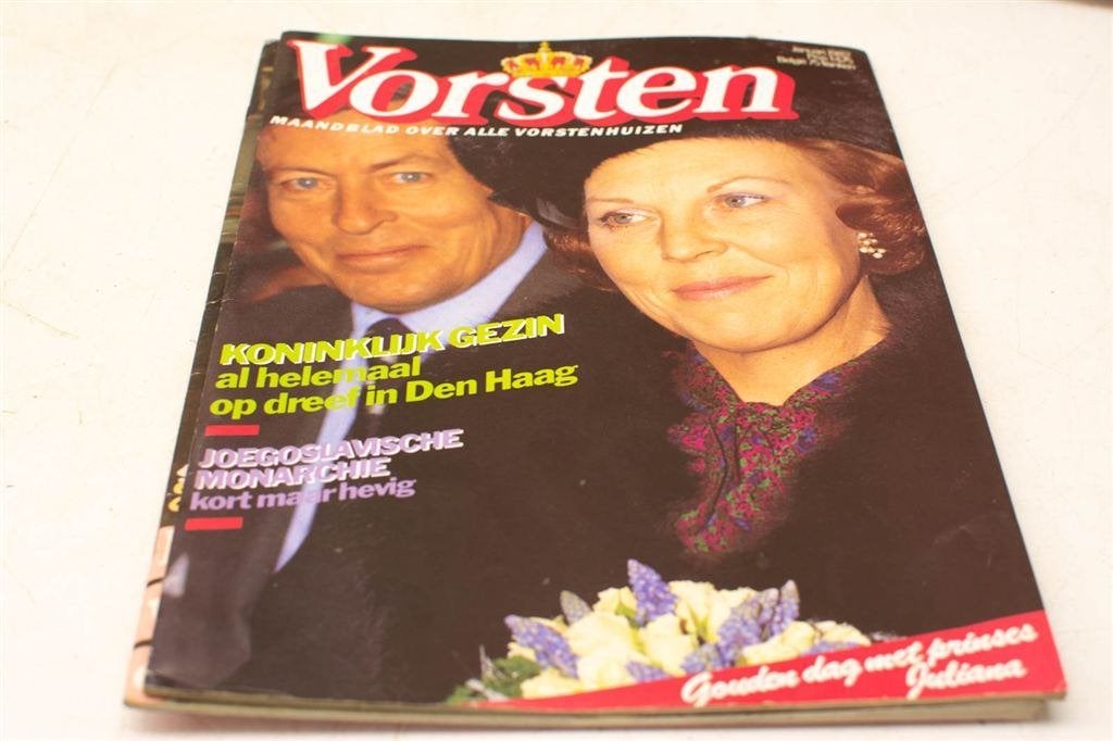 34 Vorsten boekjes 38987, Ophalen of Verzenden, Gelezen