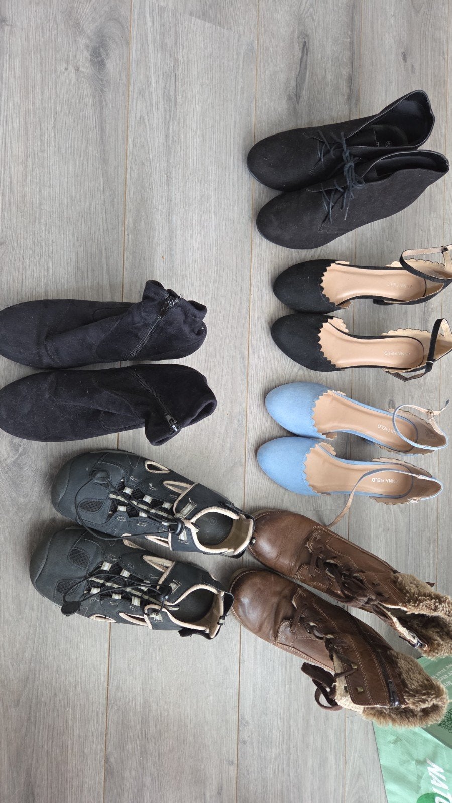 Set schoenen maat 39/40, Overige kleuren, Lage of Enkellaarzen, Ophalen of Verzenden, Gedragen