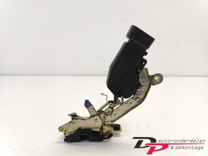 Deurslot Mechaniek 2Deurs links van een Suzuki Ignis, Gebruikt, -, -, Ophalen of Verzenden
