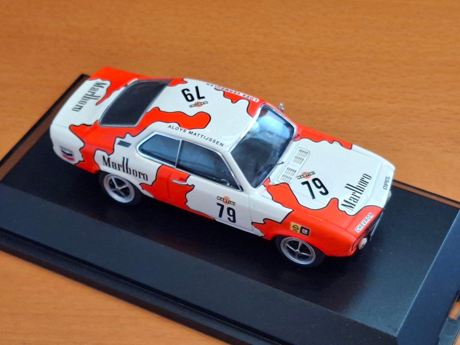 Schuco Opel Manta A 1.9 SR 24u Spa 1973 (Loek Vermeulen), Verzenden