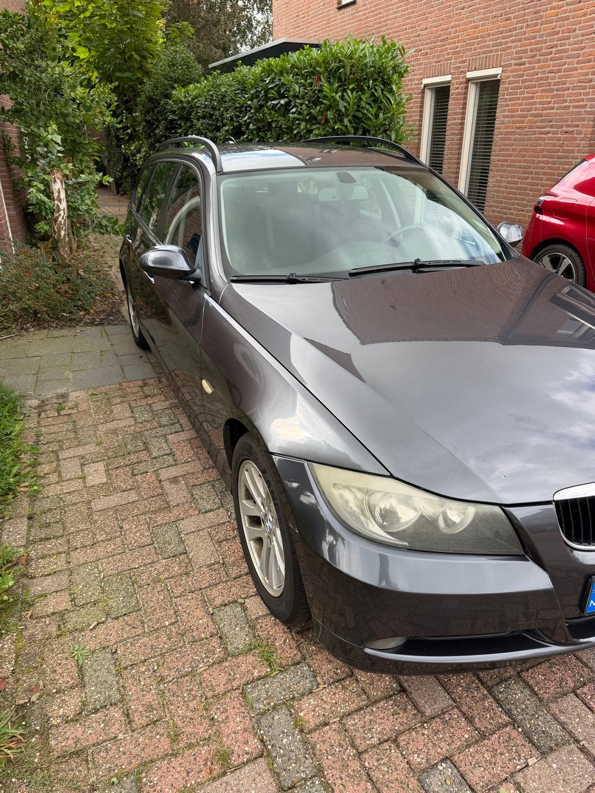 BMW 3-Serie 2.0 I 320 Touring 2007 Grijs, 13 km/l, 1995 cc, Zwart, 4 cilinders