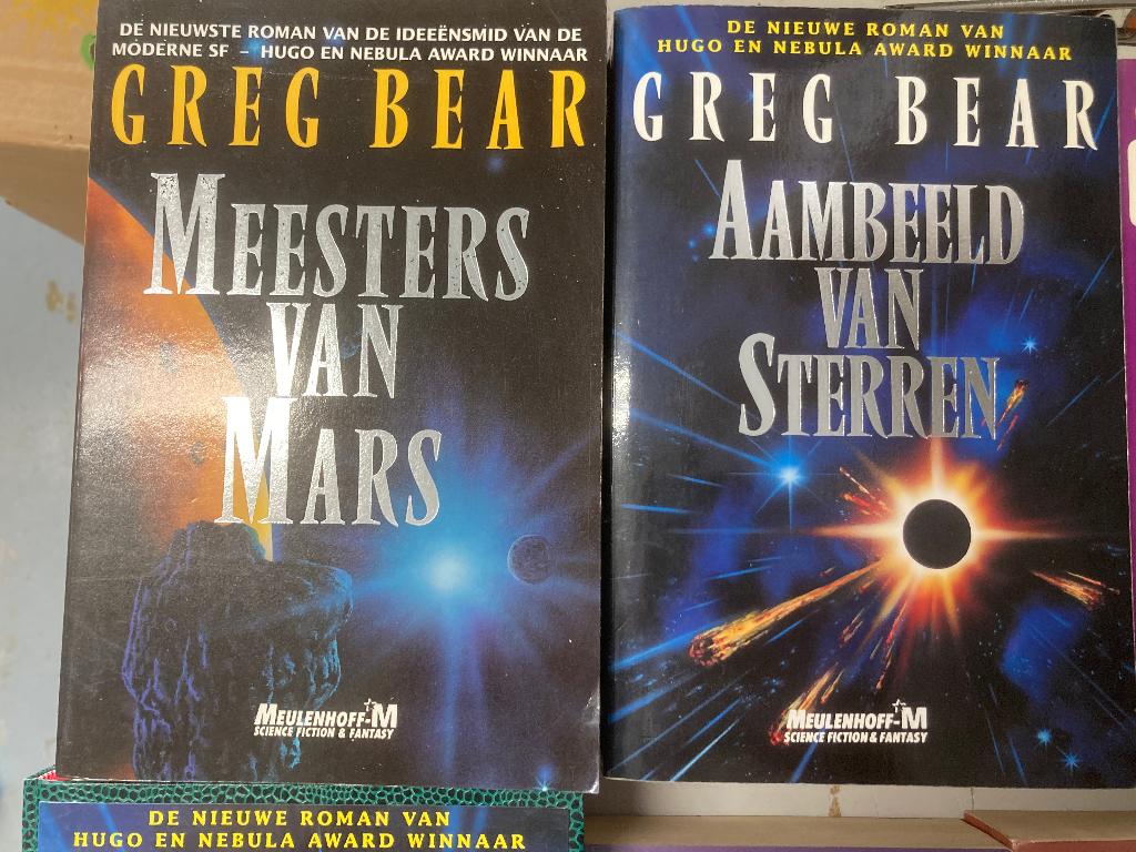T.K. nog 5 boeken van Greg Bear Zie actuele lijst, Ophalen of Verzenden, Gelezen, Greg Bear