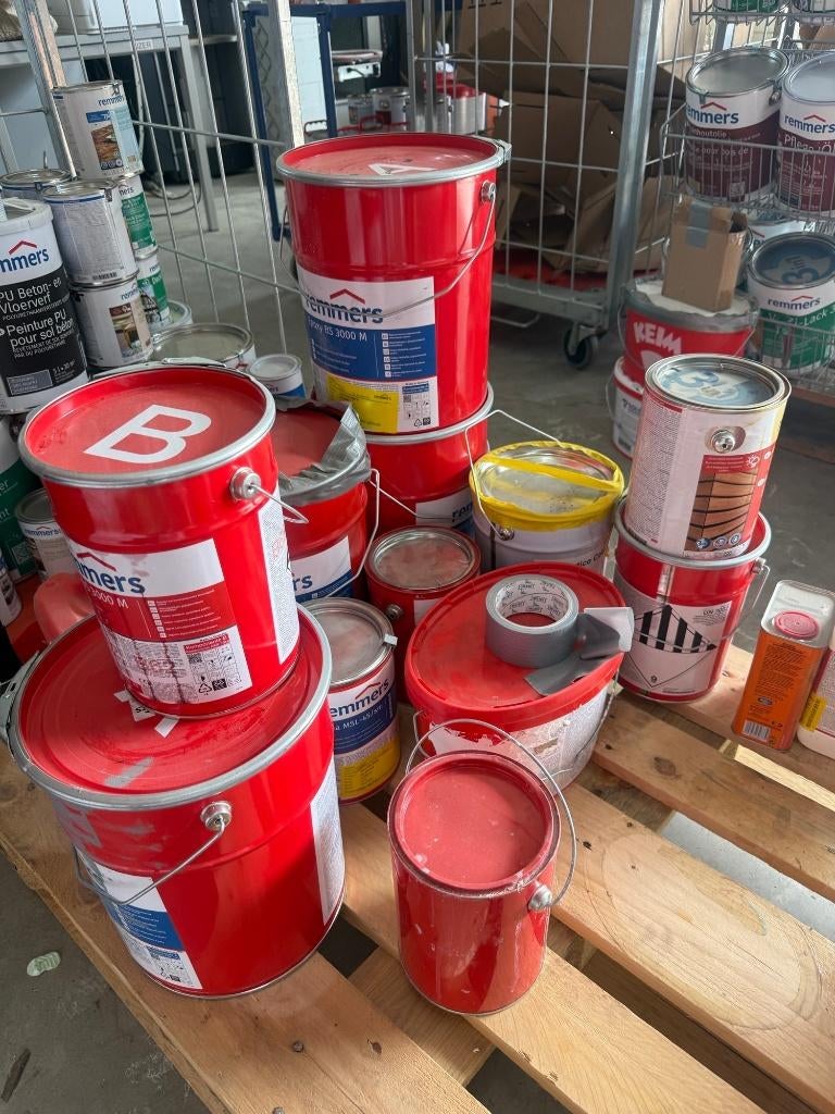 pallet met verf en epoxy, Ophalen, Overige kleuren