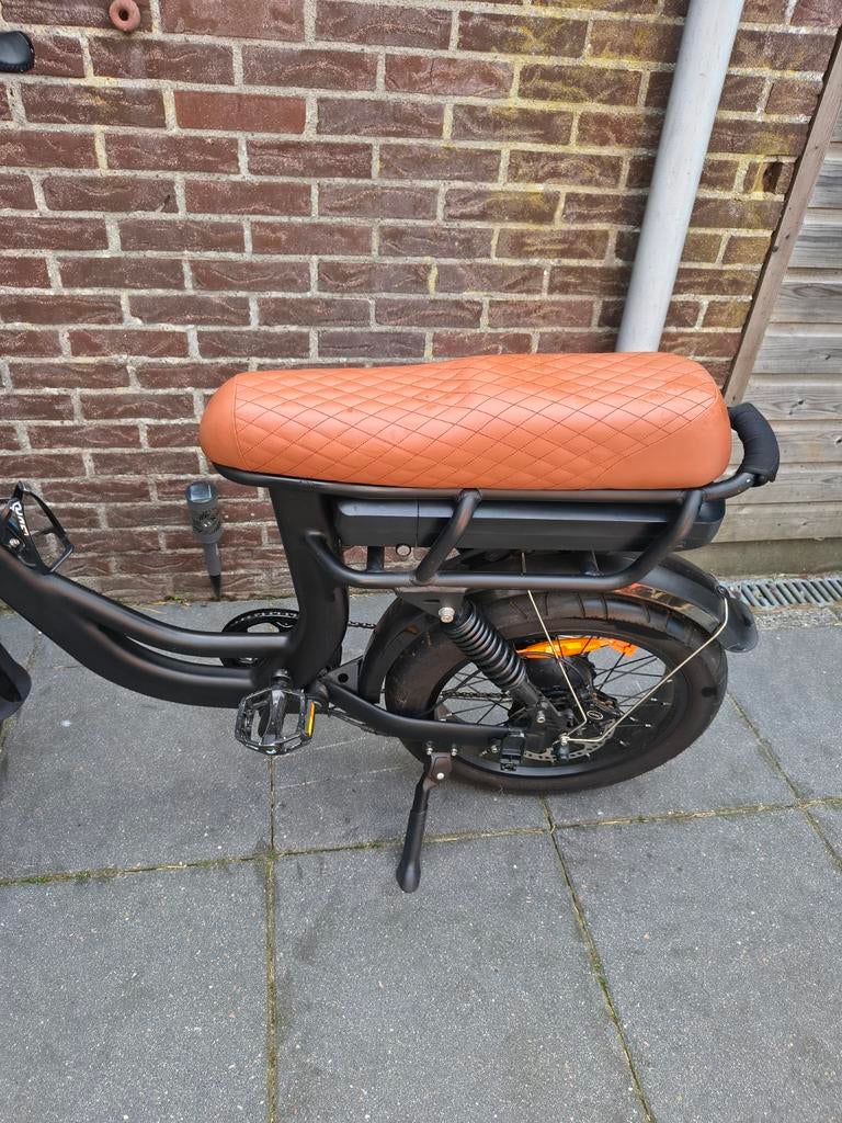 Stoere elektrische fatbike met comfortabel zadel, Fietsen en Brommers, Fietsen | Dames | Damesfietsen, Versnellingen, Zo goed als nieuw