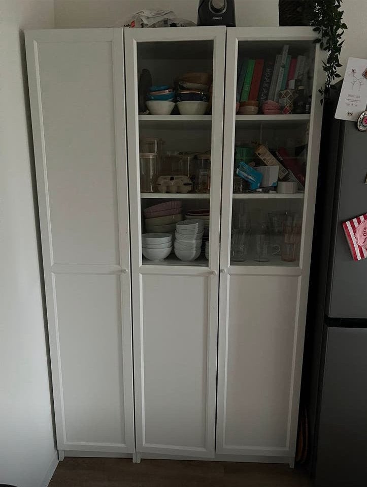 Ikea Billy/Oxberg kast  met glazen deuren en planken, Ophalen, Gebruikt, 100 tot 150 cm, 200 cm of meer
