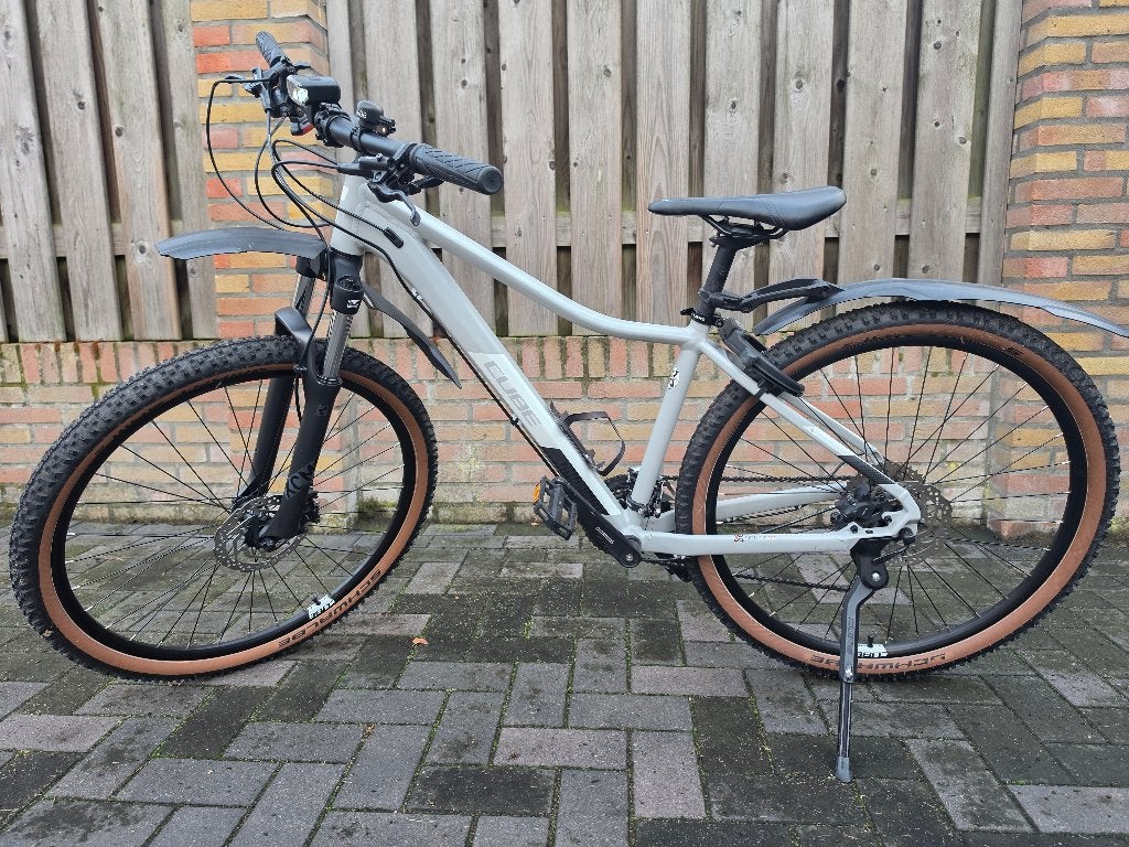 Zeer mooie Cube Access WS Pro Grey 16"