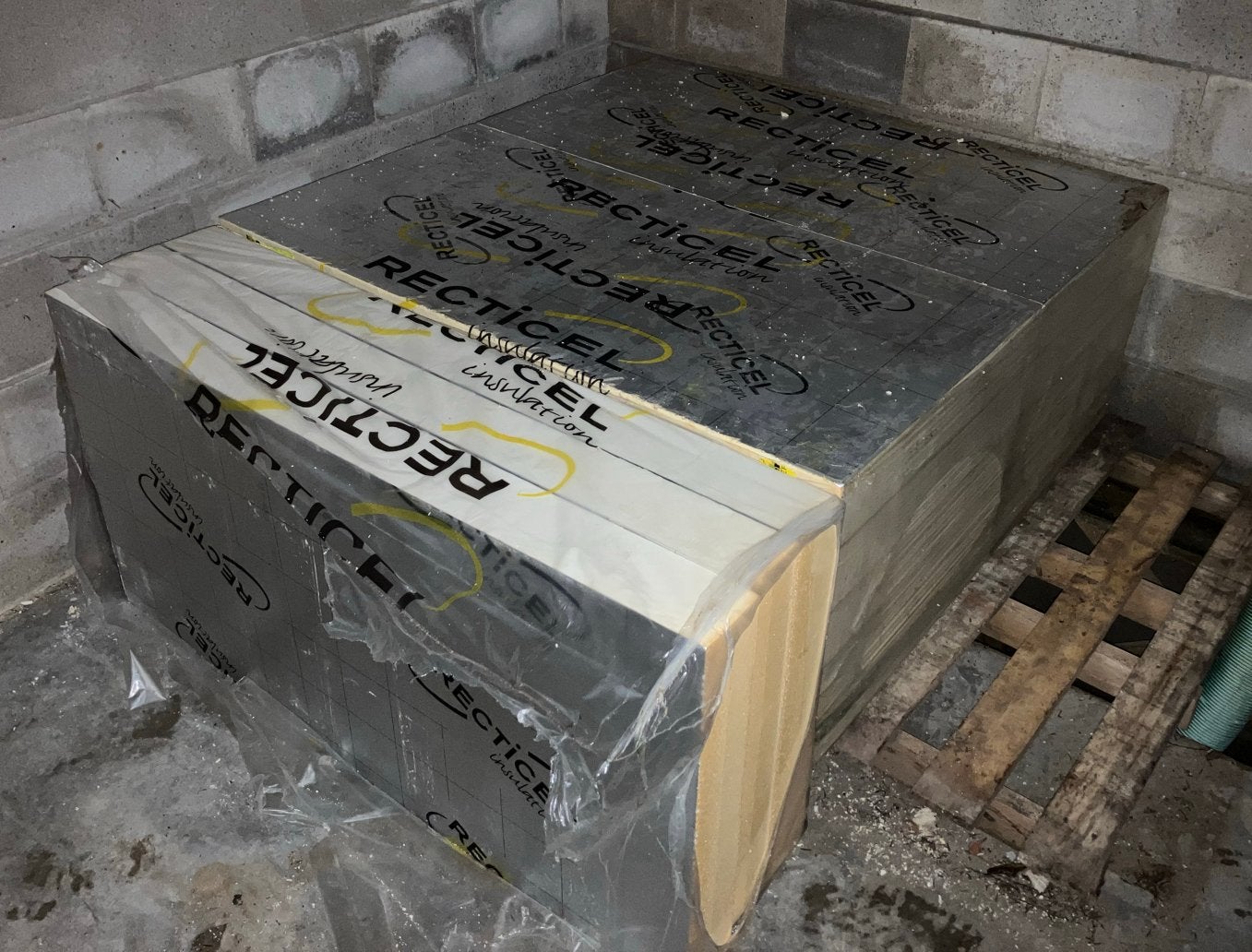 Recticel PIR isolatieplaten 100mm - Dakisolatie, Hardschuim (Pir), 8 tot 12 cm, Ophalen, Dakisolatie