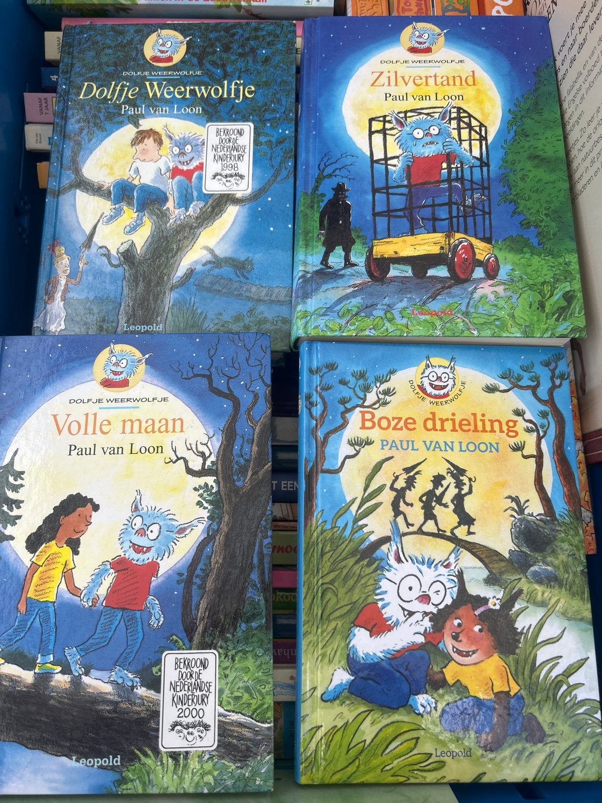 Dolfje Weerwolfje boeken van Paul van Loon (4 stuks), Ophalen of Verzenden, Gelezen, Fictie algemeen