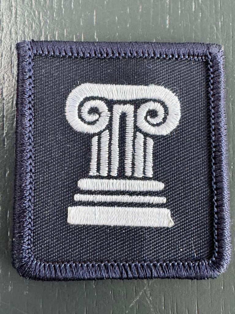 KL borstembleem CDC KM, Ophalen of Verzenden, Marine, Nederland, Embleem of Badge