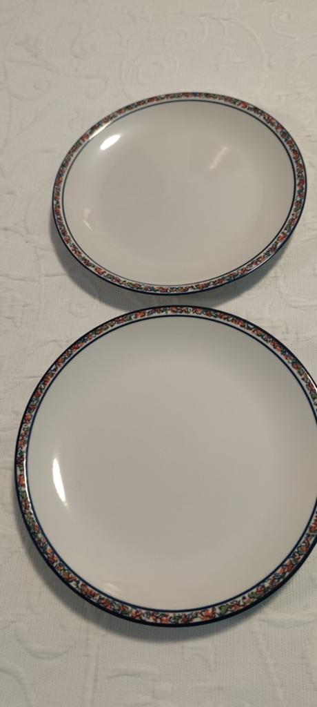 2 nieuwe staat plate boerd Tognana, Huis en Inrichting, Keuken | Servies, Ophalen of Verzenden, Zo goed als nieuw, Overige stijlen
