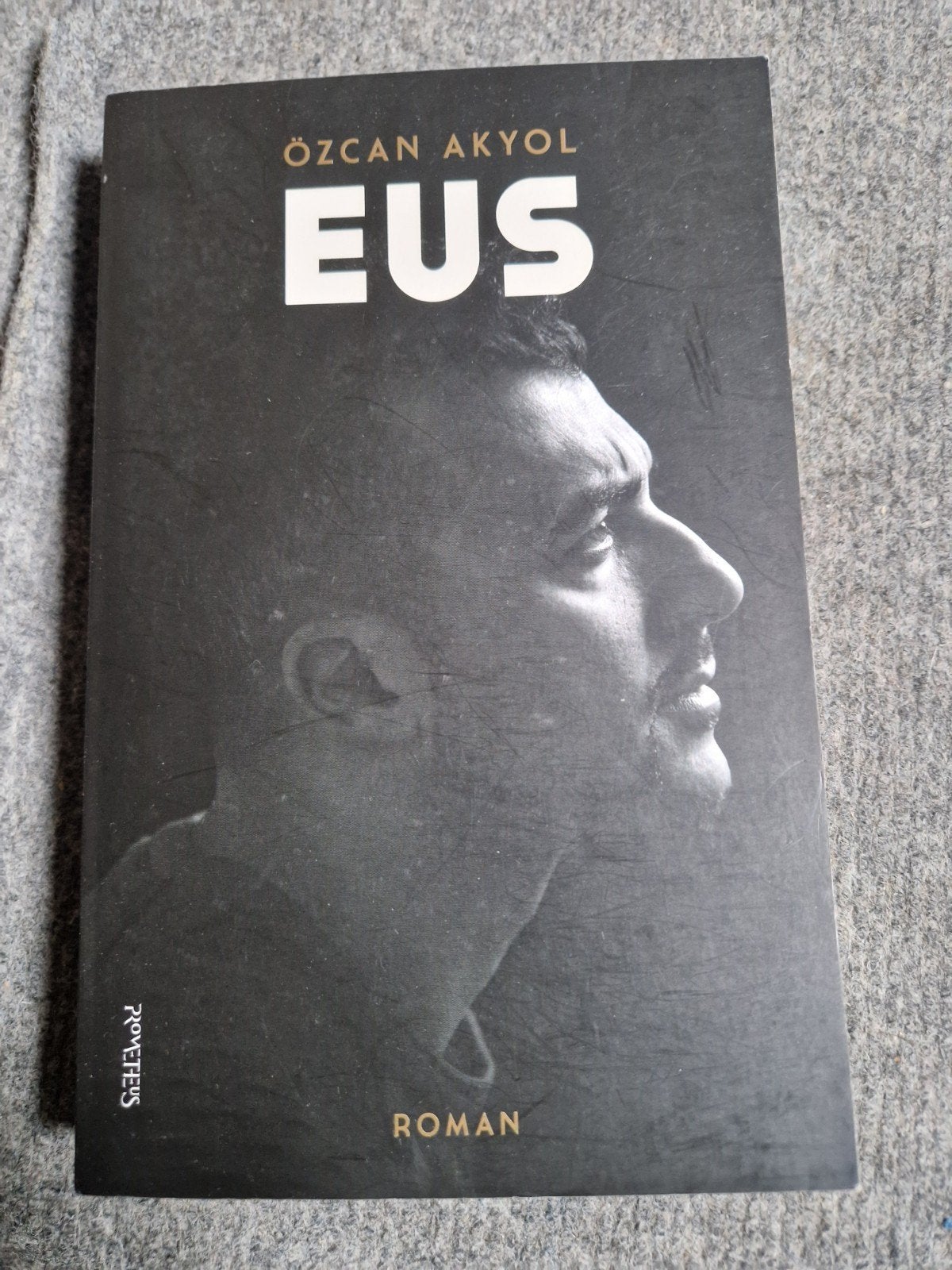 Özcan Akyol - Eus, Verzenden, Zo goed als nieuw, Özcan Akyol
