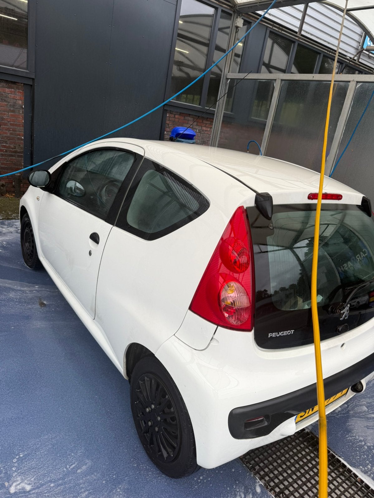 Peugeot 107 1.0 12V 3DR 2008 Wit, Auto's, Voorwielaandrijving, Euro 5, Zwart, 4 stoelen