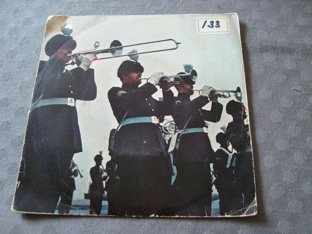 The band of the royal nederlands airforce, Ophalen of Verzenden, Zo goed als nieuw, Pop, Single
