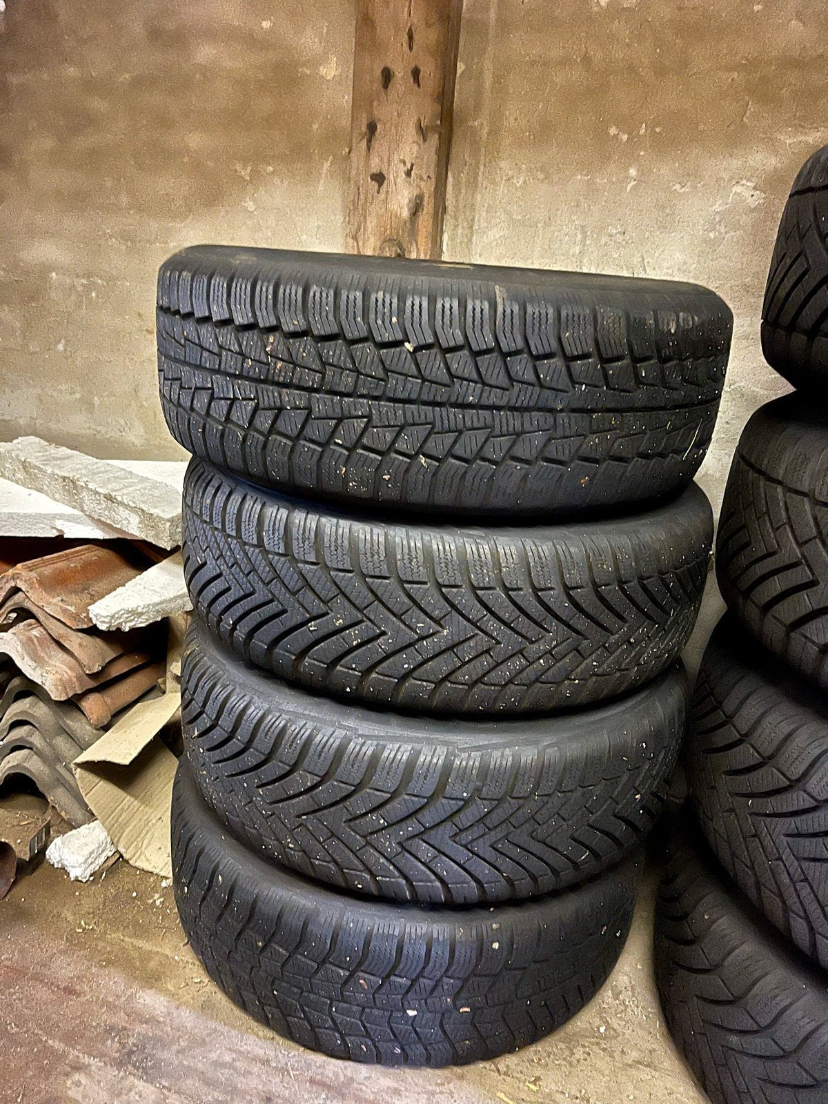 Vredestein / Viking Winterbanden met velgen 185/55 R15, Ophalen, Gebruikt, 15 inch, Banden en Velgen
