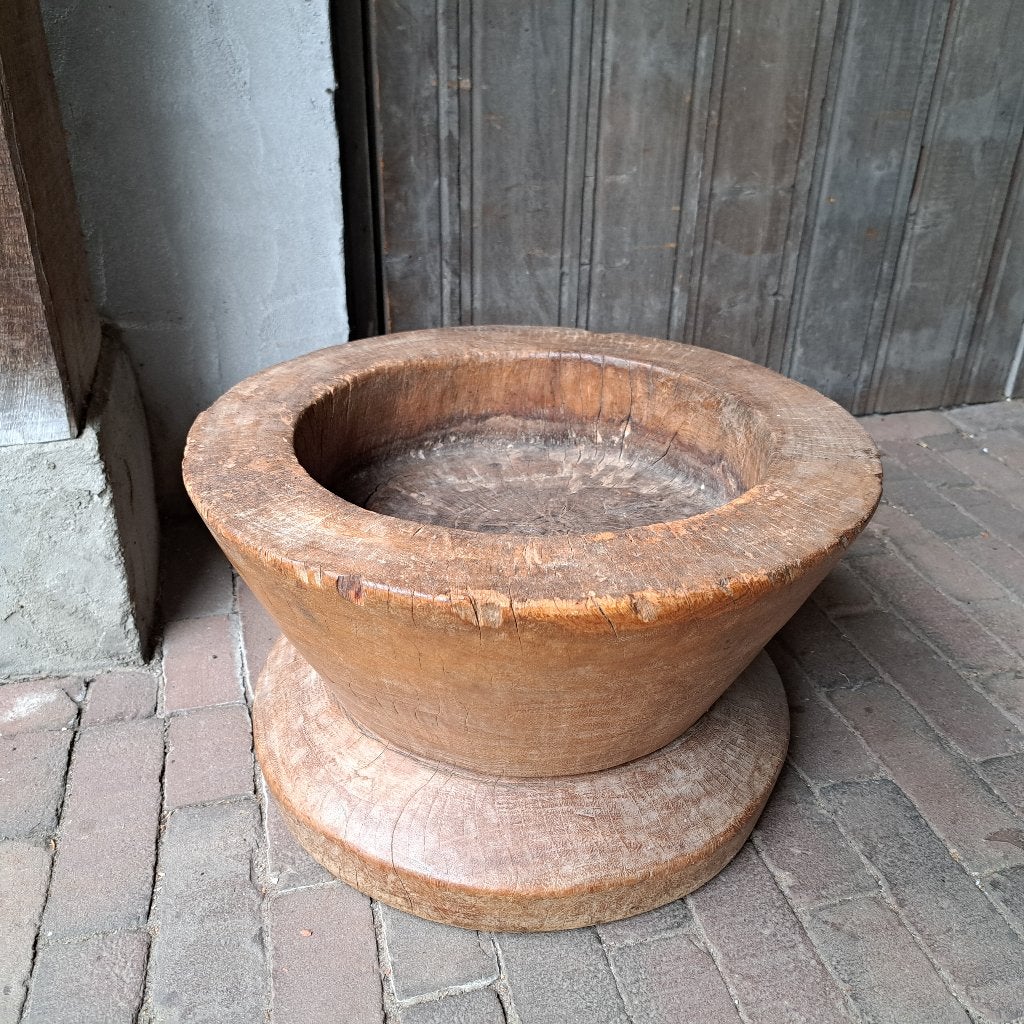 Grote oude massief houten vijzel vijzelpot wabi-sabi *Etage3, Gebruikt, ., Ophalen of Verzenden, .