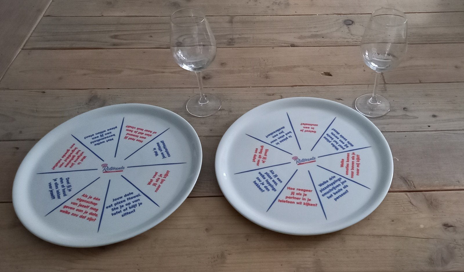 Pizza Dinerset met Glazen, Huis en Inrichting, Ophalen, Keramiek, Nieuw, Overige stijlen