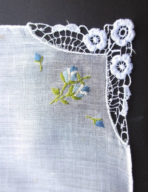 Zakdoekje brocante met blauw Bedrag is voor de 3e wereld, Ophalen of Verzenden