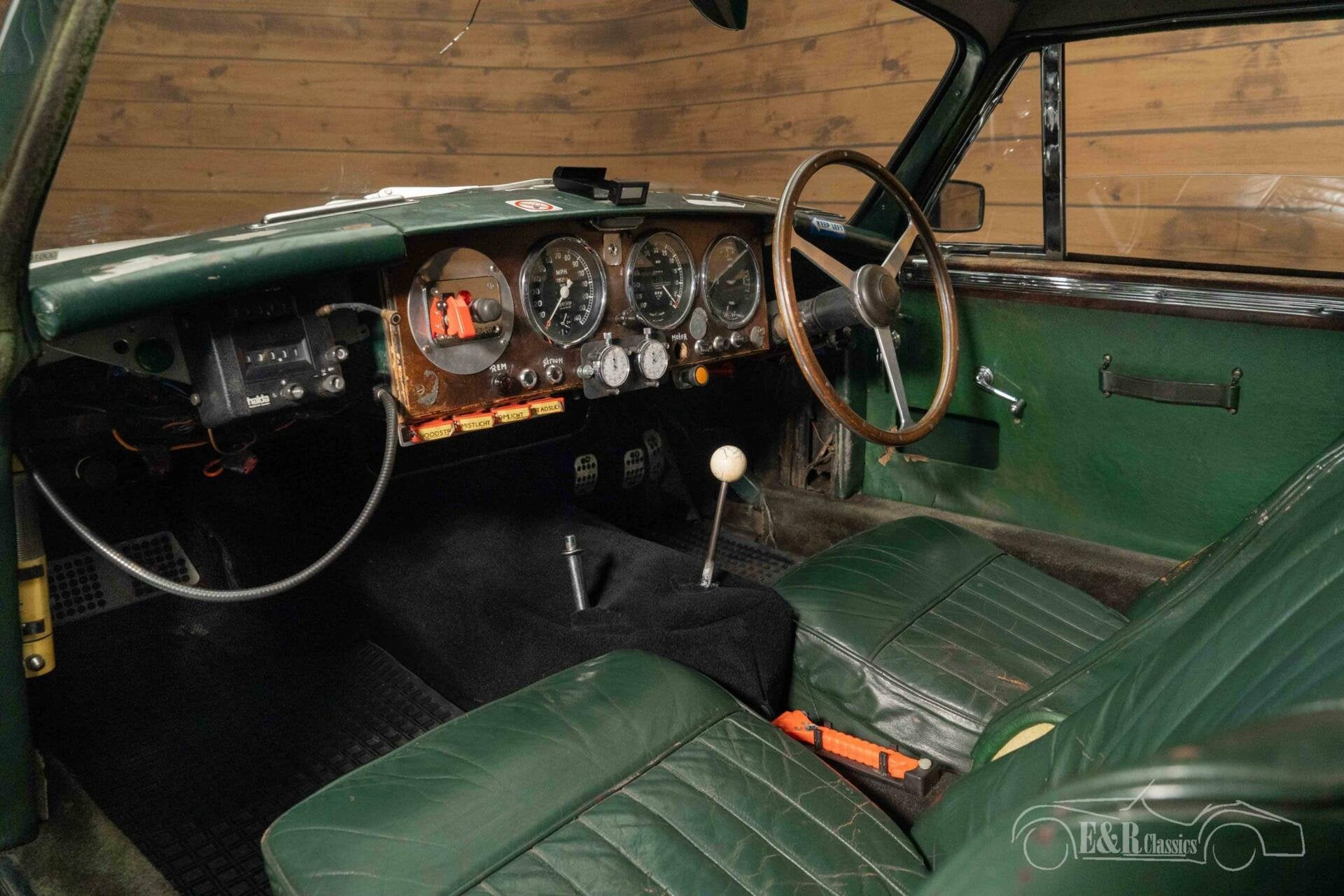 Aston Martin DB2/4 | One-off | Tickford Coachwork | 1955, Auto's, Lederen bekleding, Achterwielaandrijving, Wit, Leder