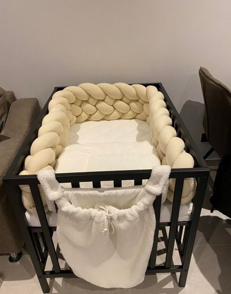 Zwarte box in hoogte verstelbaar, Huis en Inrichting, Stoelen, Ophalen, Zo goed als nieuw, Zwart, Eén