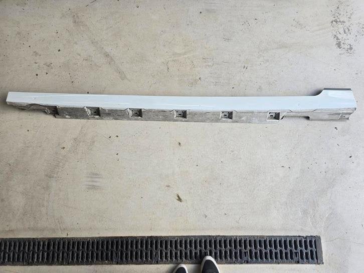 Sideskirt links VW Passat 3G B8 sedan bj 2016-2019, Auto-onderdelen, Gebruikt, Volkswagen, Ophalen of Verzenden, Spatbord