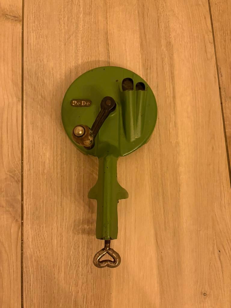 Vintage bonensnijder PeDe, Antiek en Kunst, Ophalen of Verzenden
