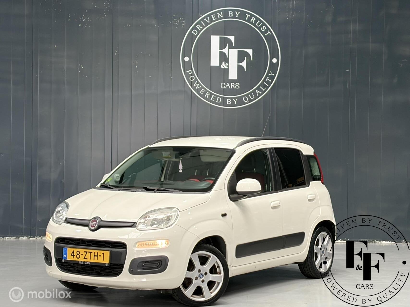 Fiat Panda 0.9 TwinAir Lounge, Auto's, Fiat, Euro 5, Zwart, Panda, Origineel Nederlands