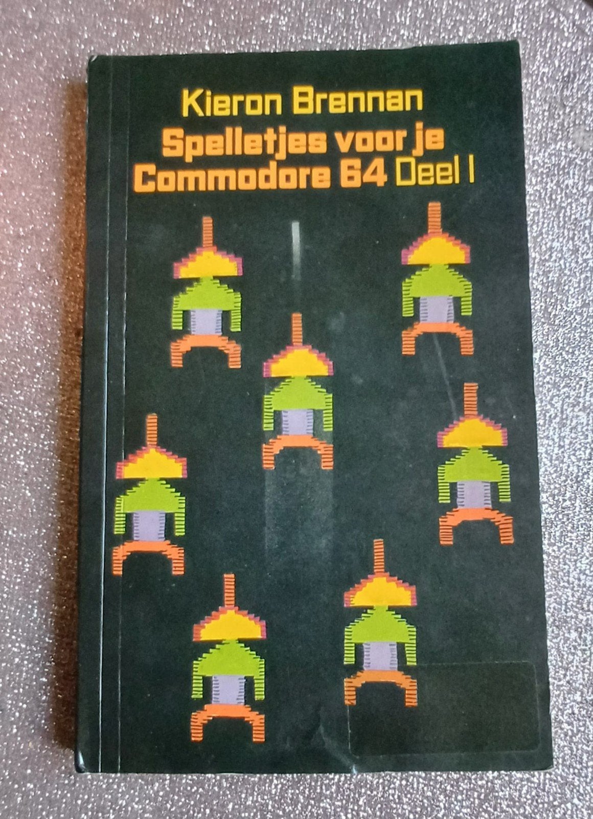Spelletjes voor je Commodore 64 deel 1 - Kieron Brennan, Boeken, Ophalen of Verzenden, Gelezen, Software, Kieron Brennan