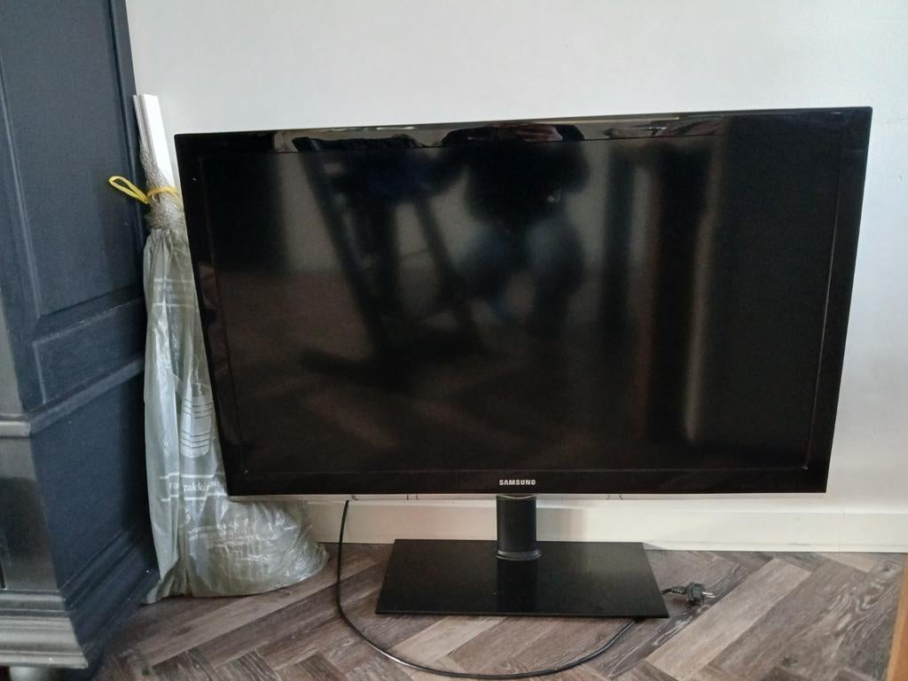 Samsung tv 47 inch Met stevige standaard, Ophalen, 50 Hz, Zo goed als nieuw, Samsung
