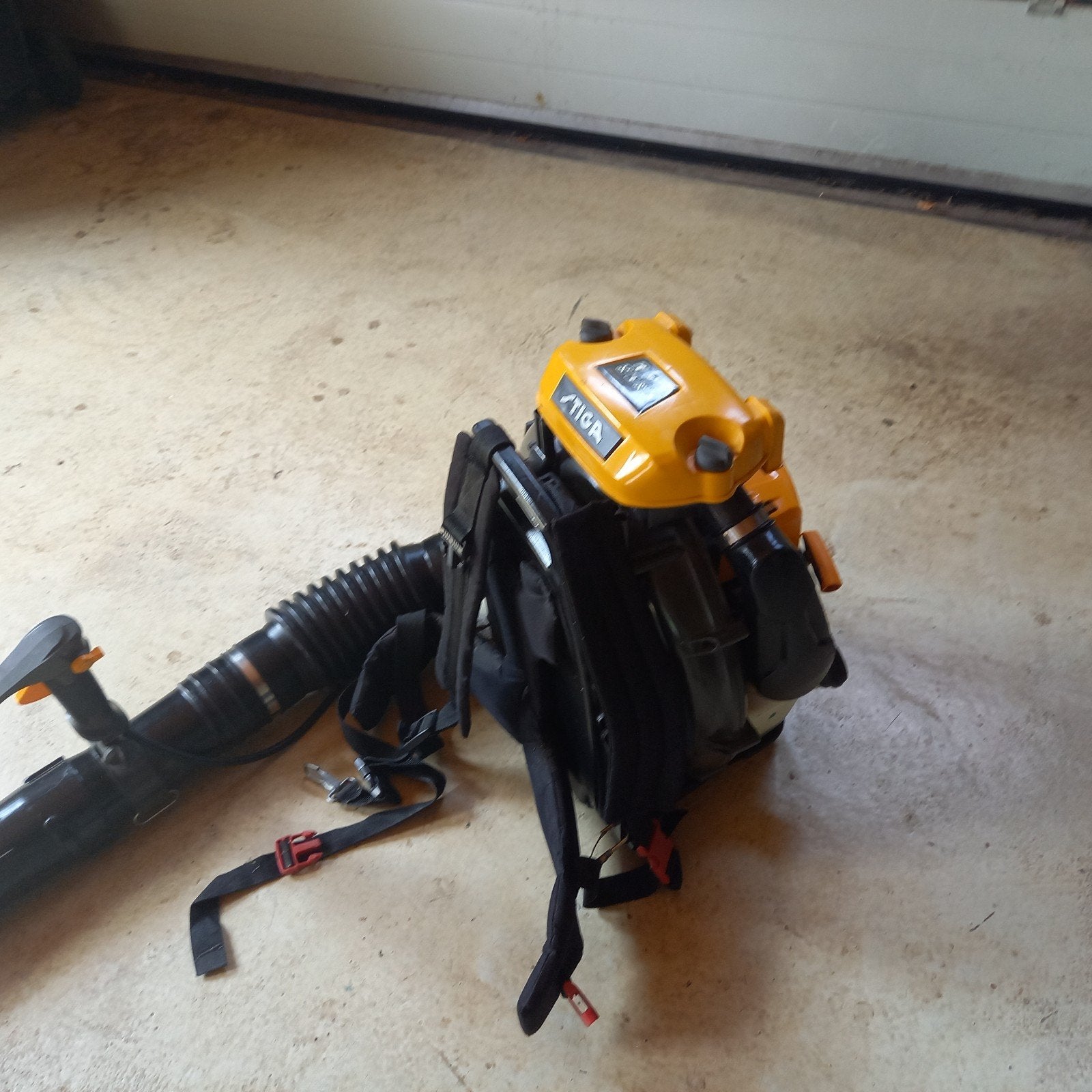 te koop professionele bladblazer stiga, Ophalen, Gebruikt, Benzine