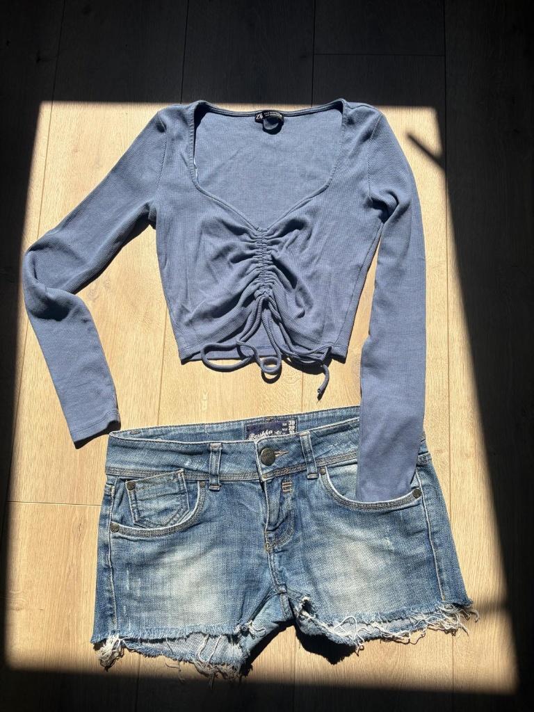 setje Zara crop top / korte broek Bershka maat M 38 Y2K, Maat 38/40 (M), Kort, Blauw, Zara