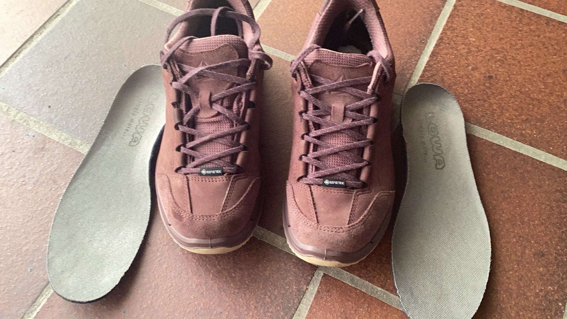 Wandel schoenen, Sport en Fitness, Bergsport en Wandelen, Zo goed als nieuw, Schoenen, Ophalen of Verzenden