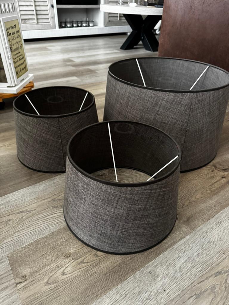 Set van 3 bruin/grijze lampenkappen, 25 tot 50 cm, Rond, Ophalen of Verzenden, Zo goed als nieuw
