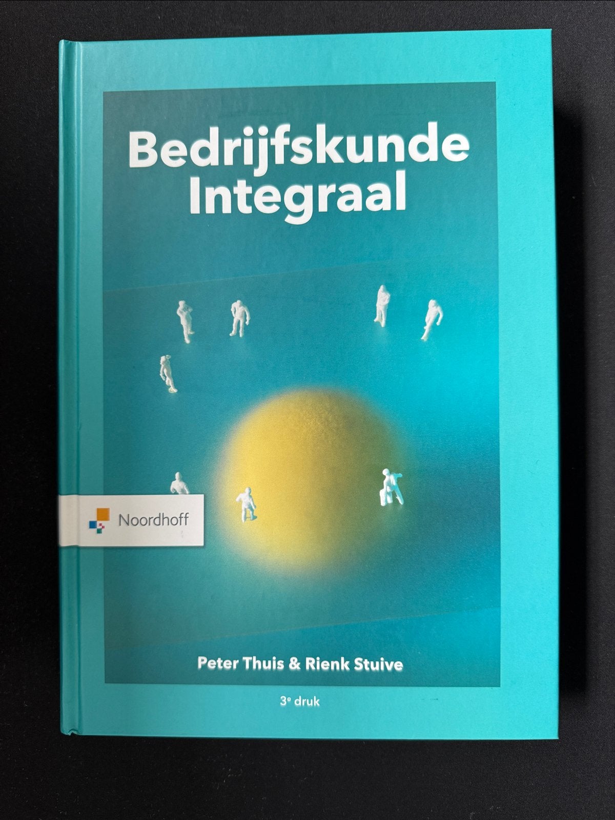 Bedrijfskunde Integraal - Peter Thuis & Rienk Stuive, Ophalen of Verzenden, Zo goed als nieuw, HBO