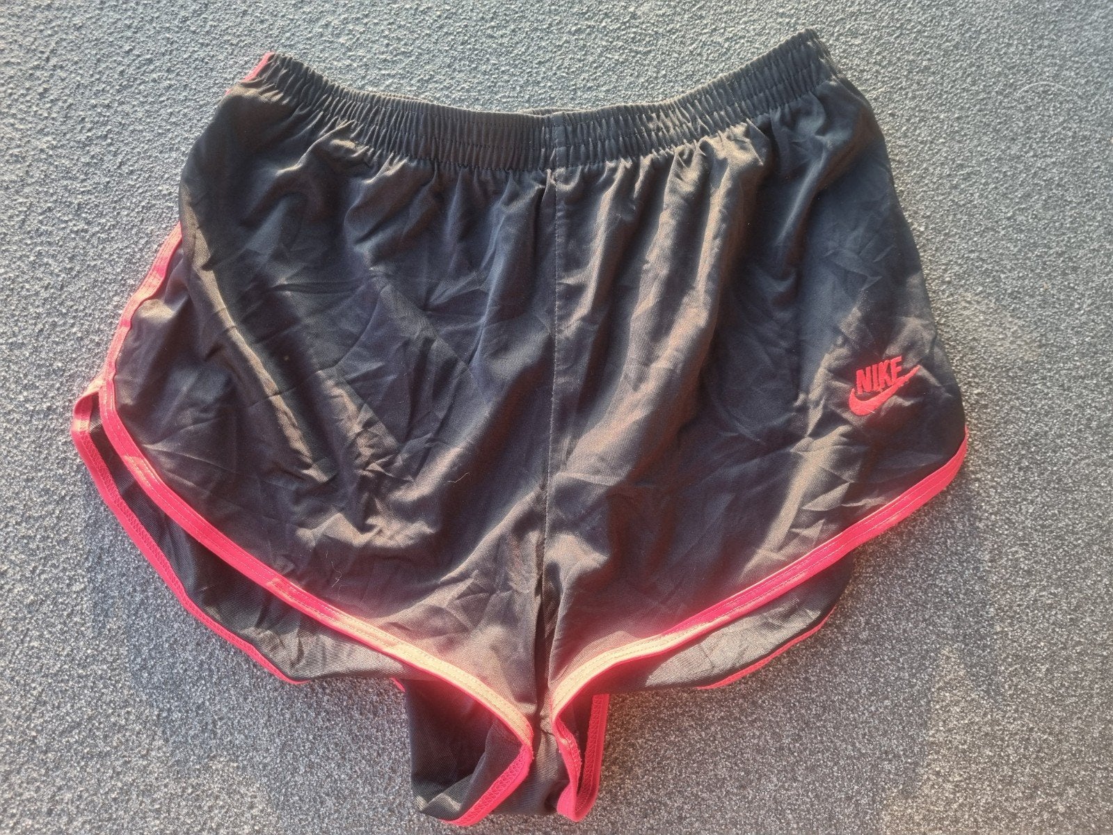 Nike vintage short.  Maat L, Maat 52/54 (L), Zwart, Nike, Ophalen of Verzenden