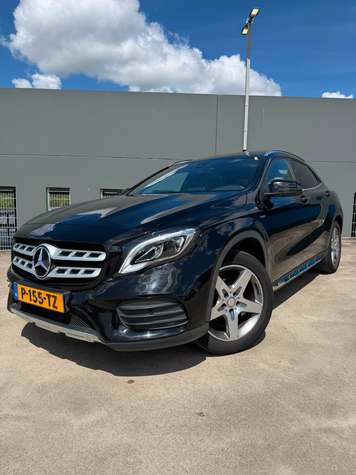 Mercedes-Benz GLA 200 Amg Edition, USB, Zwart, 715 kg, Zwart